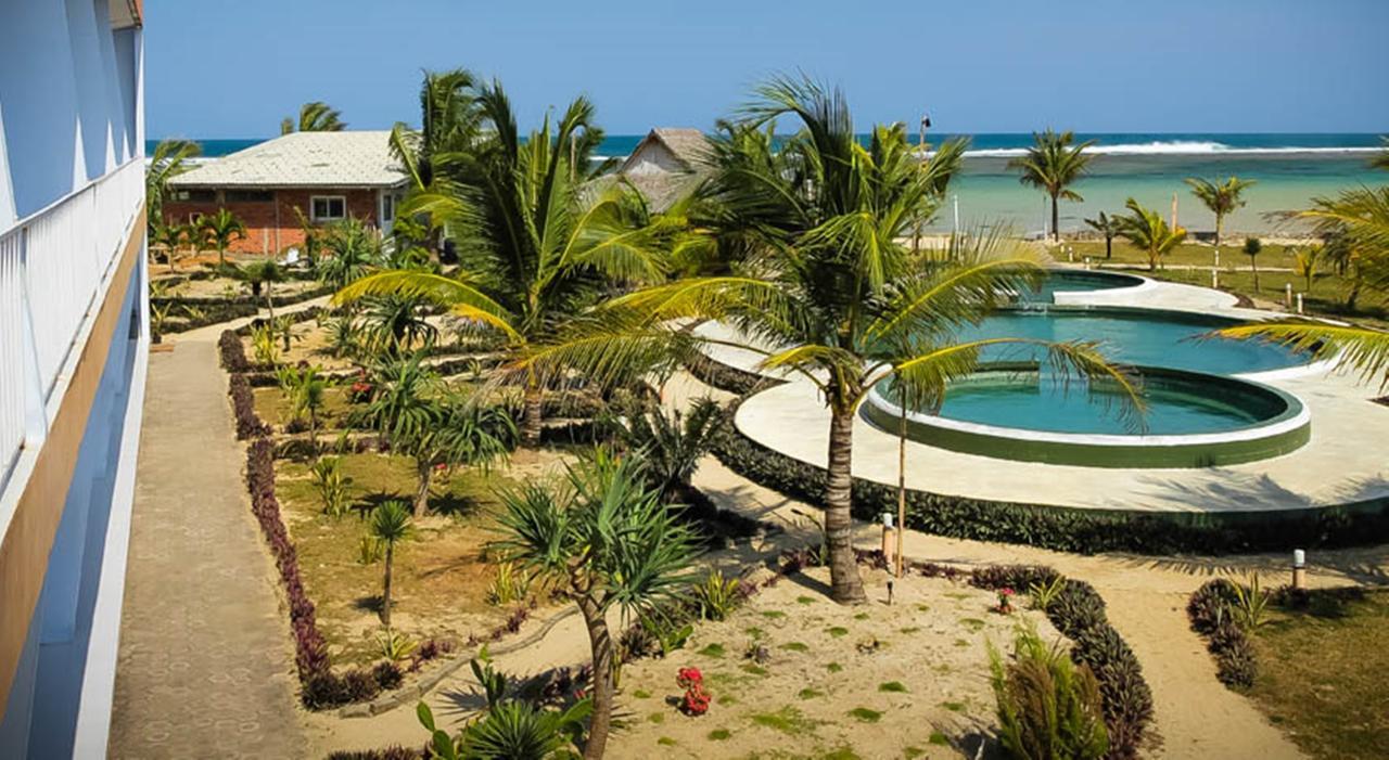 Turtle Beach Hotel Ujunggenteng Δωμάτιο φωτογραφία