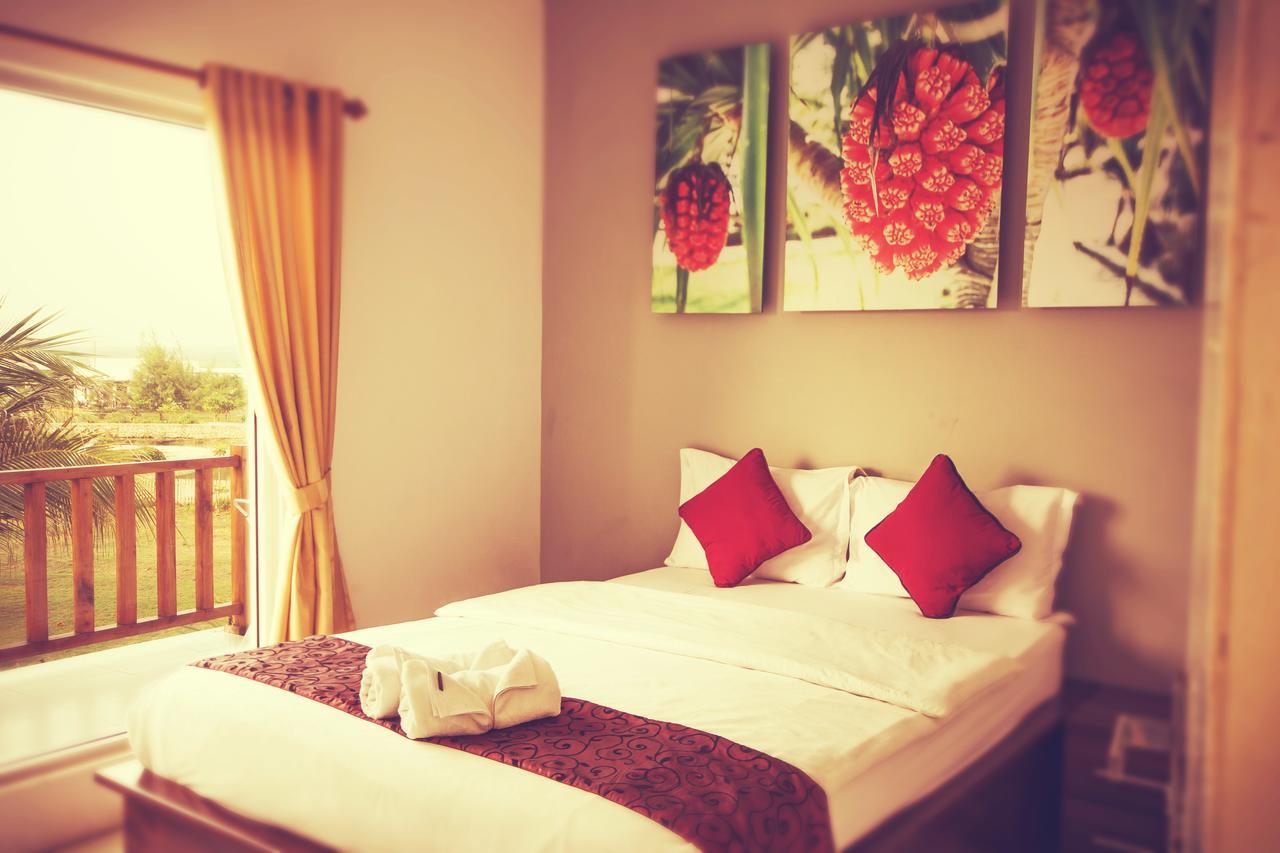 Turtle Beach Hotel Ujunggenteng Εξωτερικό φωτογραφία